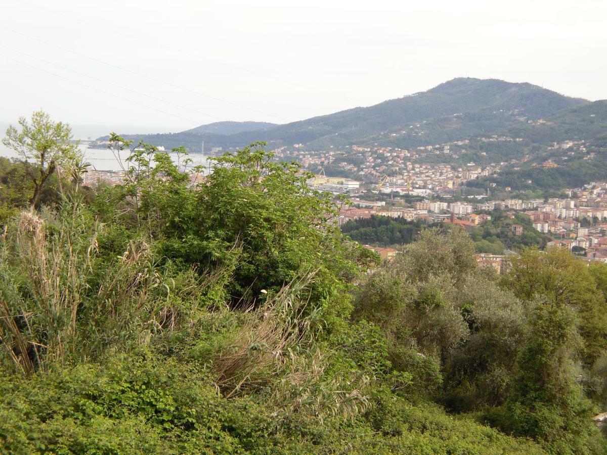 Apartment In The Green La Spezia Dış mekan fotoğraf